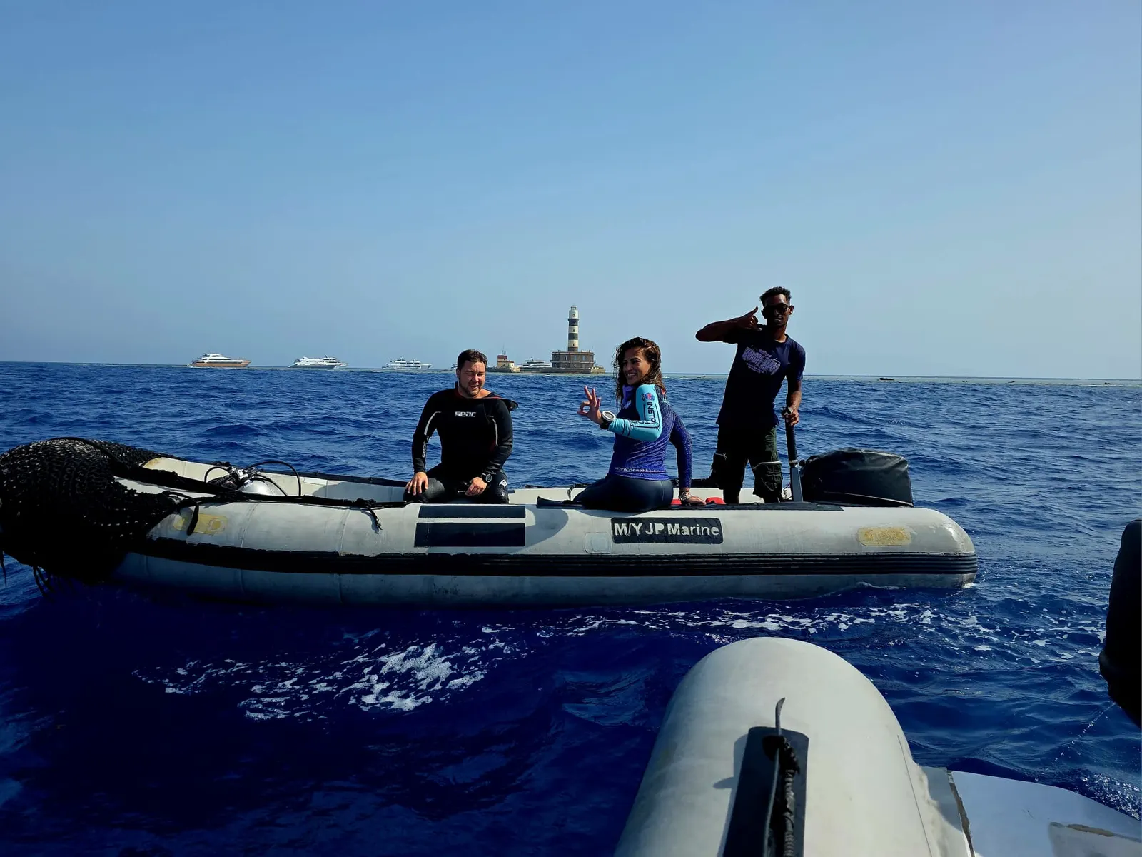 Zodiac devant le phare de Daedalus, Égypte